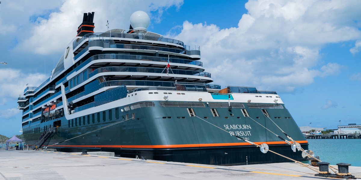 Seabourn Pursuit