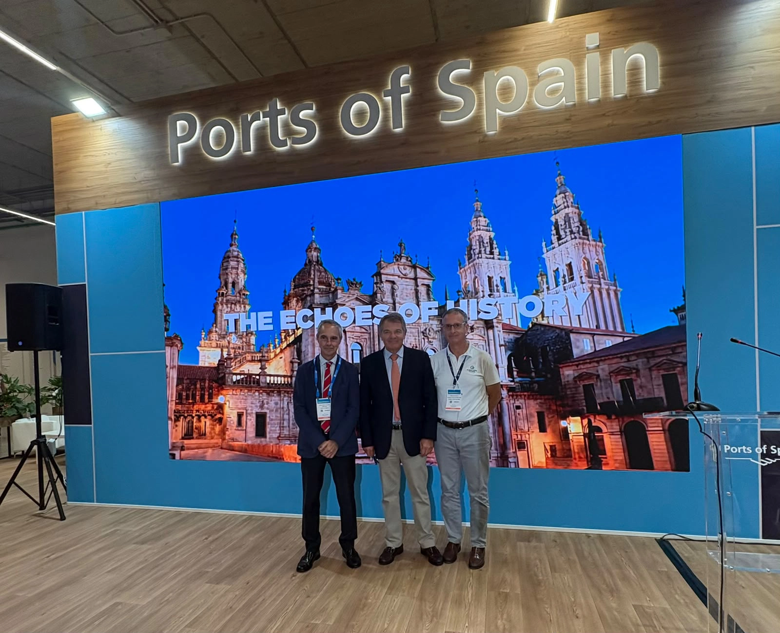 The Port Authority and Global Ports Holding presented their joint project at Seatrade Cruise Med in Las Palmas, aimed at boosting passenger traffic and strengthening Ferrol’s position as a tourism destination  (Image at LateCruiseNews.com - September 2026)